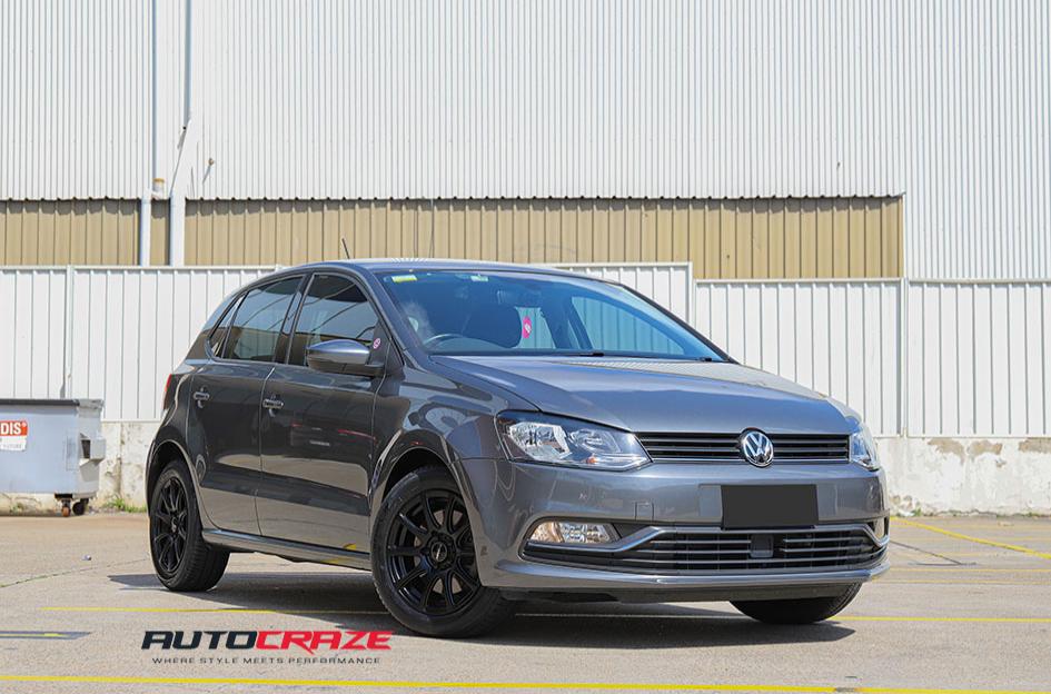VOLKSWAGEN POLO CARBINE BLACK SUEDE